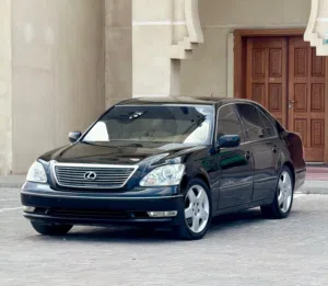 Used Lexus LS in Ajman