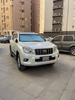 برادو 2012 TXL شرط الفحص سيرفس وكالة الرجاء قراءة الوصف