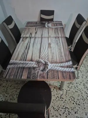 طاولة سوكريت