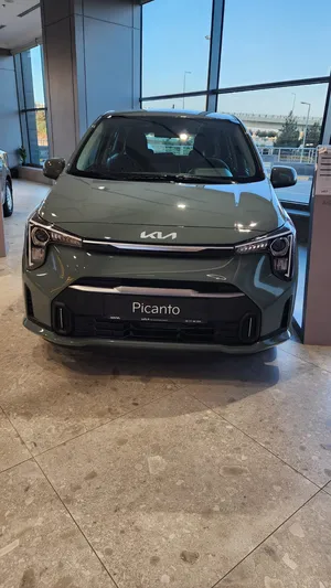 Sedan Kia in Amman