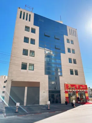 استأجر مكتبك 250 دولار شهرياً