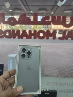 ايفون 15 برو  256 gb البطاريه 80% الجهاز خطين  2sim