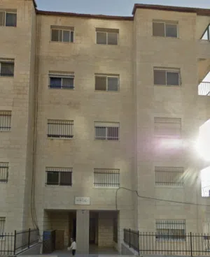 105 m2 3 Bedrooms Apartments for Sale in Ramallah and Al-Bireh Ein Musbah