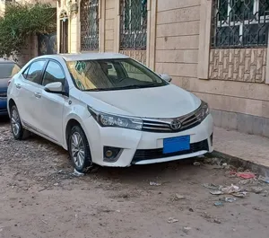 Toyota . Corolla . 20152
