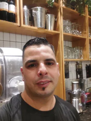 اسامه بلال مكاوي 