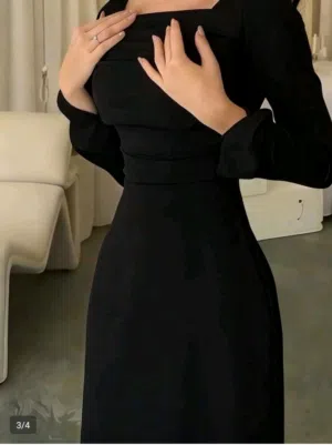 ًشي ان فستان جميل جداً وبسعر منخفض وغير مستعمل ابدا ونفس الصوره تماما والسعر اقل من الموقع