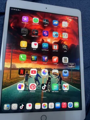 Apple iPad 8 128 GB in Al Dhahirah