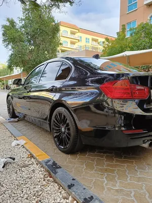 BMW 335i (2013) luxury edition