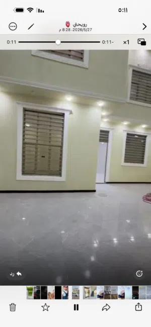 بيت بناء حديث مساحه 125متر يحتوي على 4غرف وحده طابق الجوى 3طابق الفوك