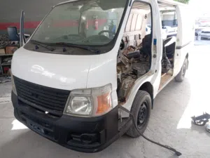 قطع غيار باص نيسان