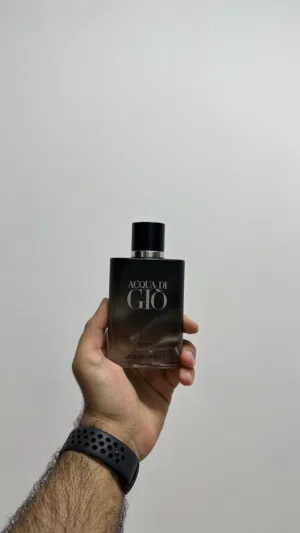 عطر Acqua di Gio Parfum (أكوا دي جيو بارفيوم اصل 100 ملي ).