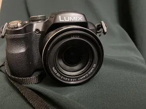 DSLR Cameras . Other . Used2