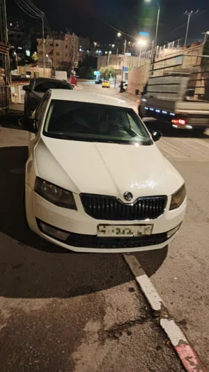 سكودا اوكتافيا اصل عمومي  اوتوماتيك ماتور     2000 سحب شركة تسير 2014 وترخيص 2014