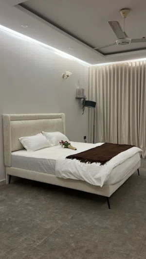 غرف للايجار اليومي الخوض غرف الجُّـود ROOM ALJOOD للايجار اليومي / room rent