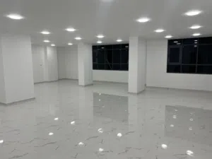 مكاتب للاجار بمسحات مختلفه