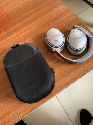 سماعات BOSE