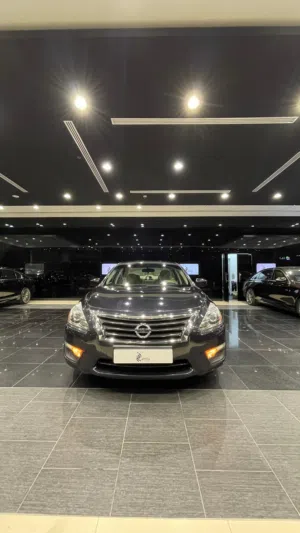 Nissan Altima Model 2015