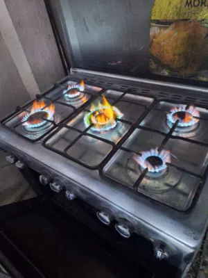 طباخ مصري نظيف بسعر مناسب