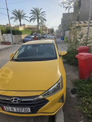 النترا 19 صفراء نضيفه جدا