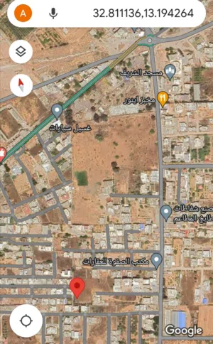 ارض للبيع بقرب من مسجد الشريف بعد مسجد الشريف 200متر ع اليمن بتجاهك للفراحيت الواجهة18.5*29العمق