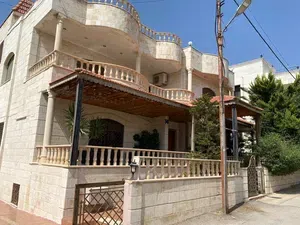 450 m2 4 Bedrooms Villa for Sale in Amman Khalda