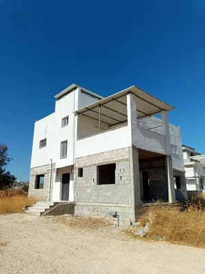 ٢ غرفتا نوم . حمّامين . 134 م٢2