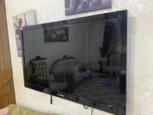 شاشة hyundai مستعملة
