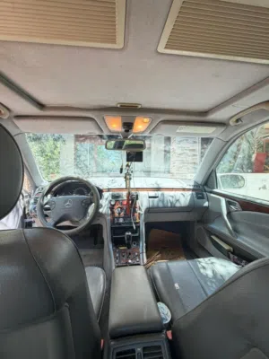 مرسيدس  E200 Kompressor Elegance موديل 2001