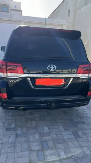 Land Cruiser