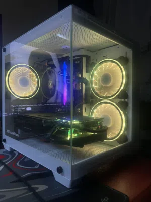 Gaming PC RTX 2080 Ti / Ryzen 5 (Excellent Condition)