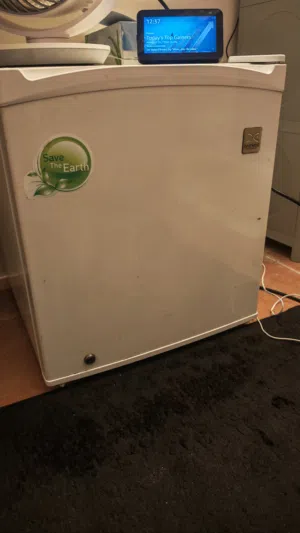 mini fridge Daewoo