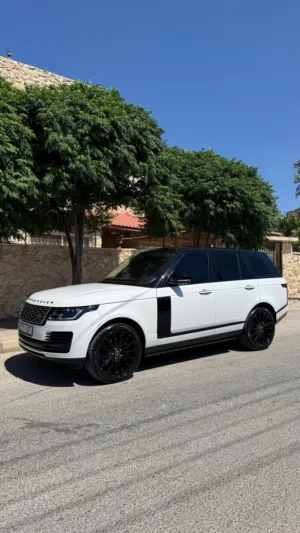 Used Land Rover Range Rover in Irbid
