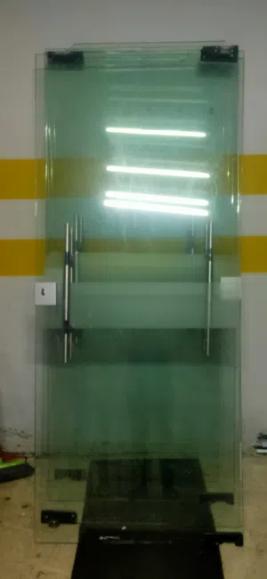 ابواب سكريت مقاس 215×90 مع باب عياده اسنان