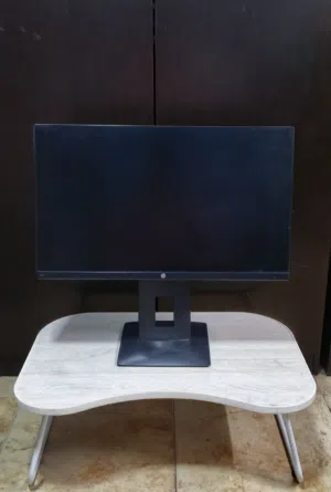 HP 24" Monitor Full HD - Excellent Condition.Fully adjustable ,slim bezel.