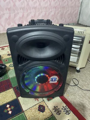 متاح مضخم صوت ستيريو