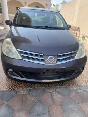 نيسان تيدا.      Nissan Tiida 20091