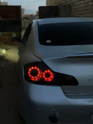نيسان انفنتي G37s موديل 2009 فل في موديلها