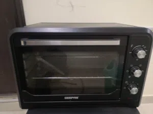 فرن كهربائي ماركة جيباس بقوة 2000 واط الحجم متوسط موديل 2023