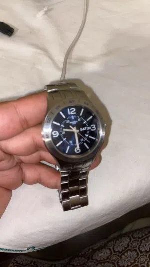 سواتش ساعة مميزة للبيع بحالة جيدة جدا