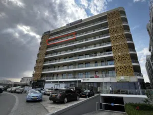 Apartment in Muscat Hills Boulevardشقه للبيع في مسقط هيلز البوليفارد