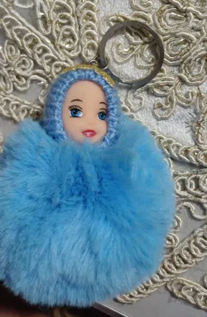 ميداليات لابوبو و عروسة