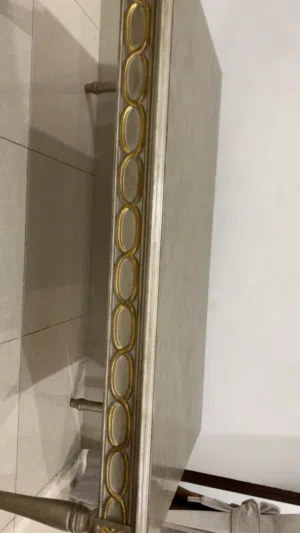 طاوله حجم كبير مقاس  140 طول  80 عرض ارتفاع 50