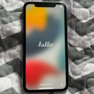 Apple iPhone 11 64 GB in Tripoli