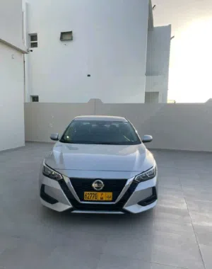 nissan sentra 2012