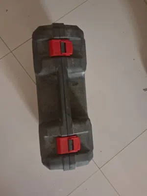 جهز تنظيف سيارات يعمل بضغط الماء