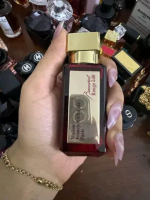 Baccarat Rouge 540بكًرات الروج