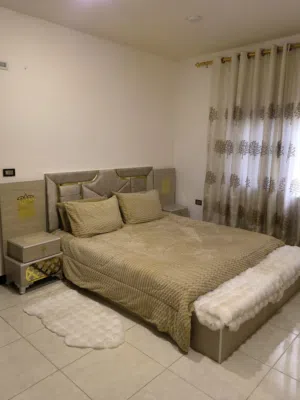 غرفة نوم مستعملة 3 أشهر فقط بحال الجديد