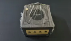 للبيع لعبه جيم كيوب قديمه  من دون ملحقات