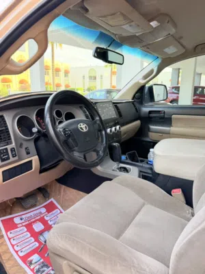 TOYOTA SEQUOIA SR5 2013 FOR SALE