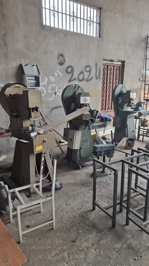 بريسات 9 طن ايطالية والمانية للبيع